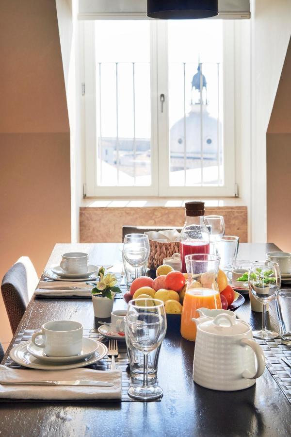 Lisbon Five Stars Apartments Combro 77 ภายนอก รูปภาพ