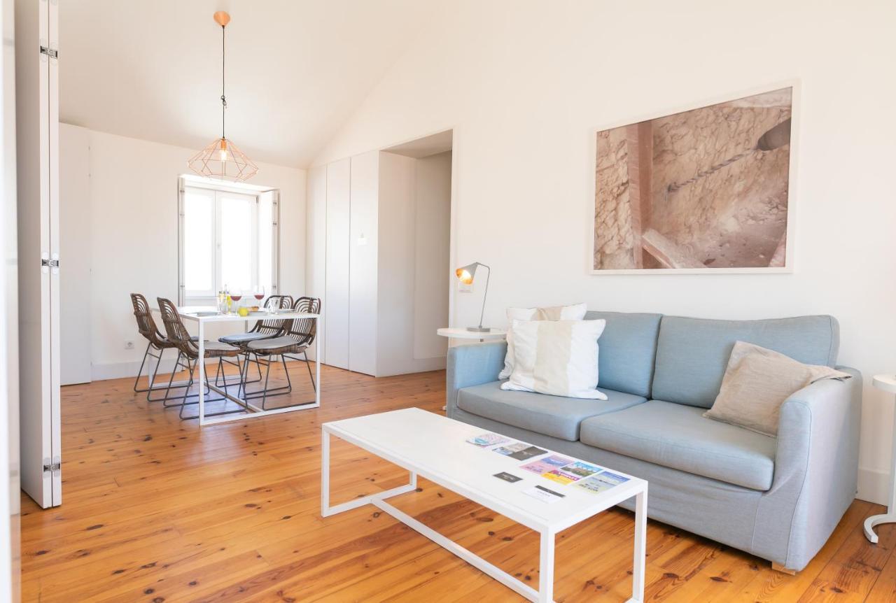 Lisbon Five Stars Apartments Combro 77 ภายนอก รูปภาพ