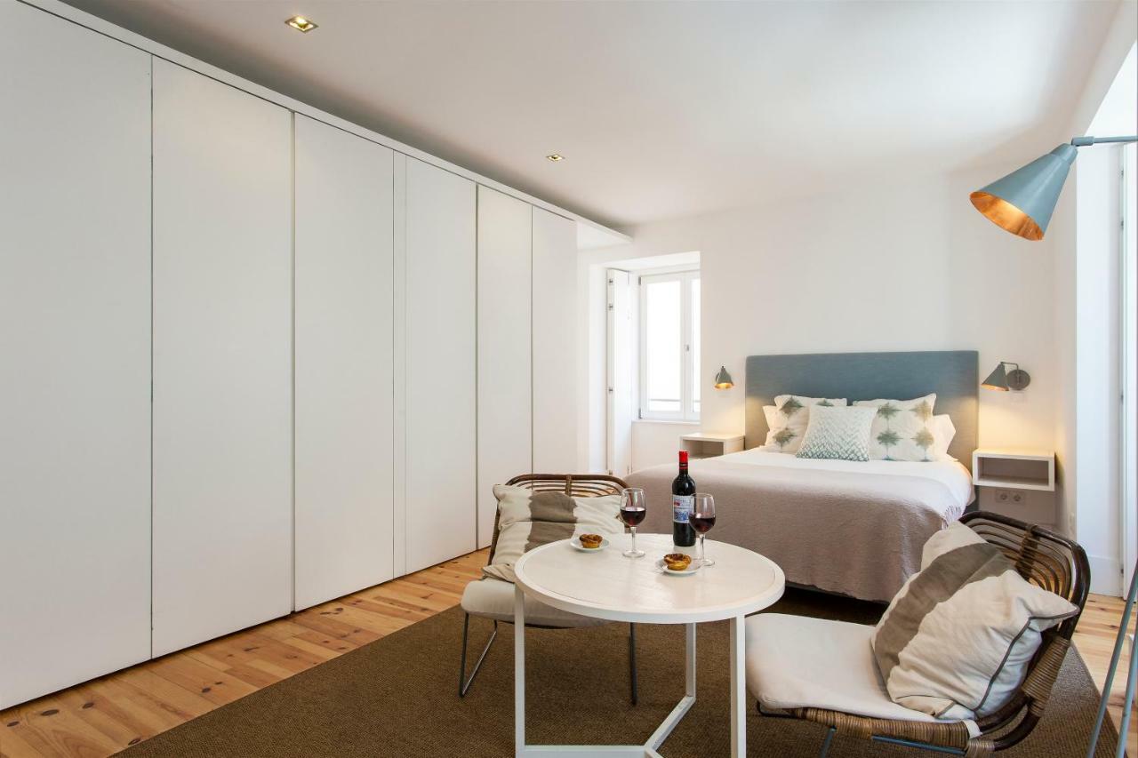 Lisbon Five Stars Apartments Combro 77 ภายนอก รูปภาพ