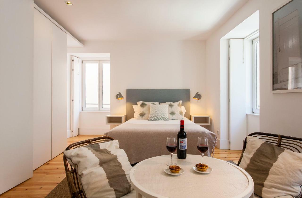 Lisbon Five Stars Apartments Combro 77 ภายนอก รูปภาพ
