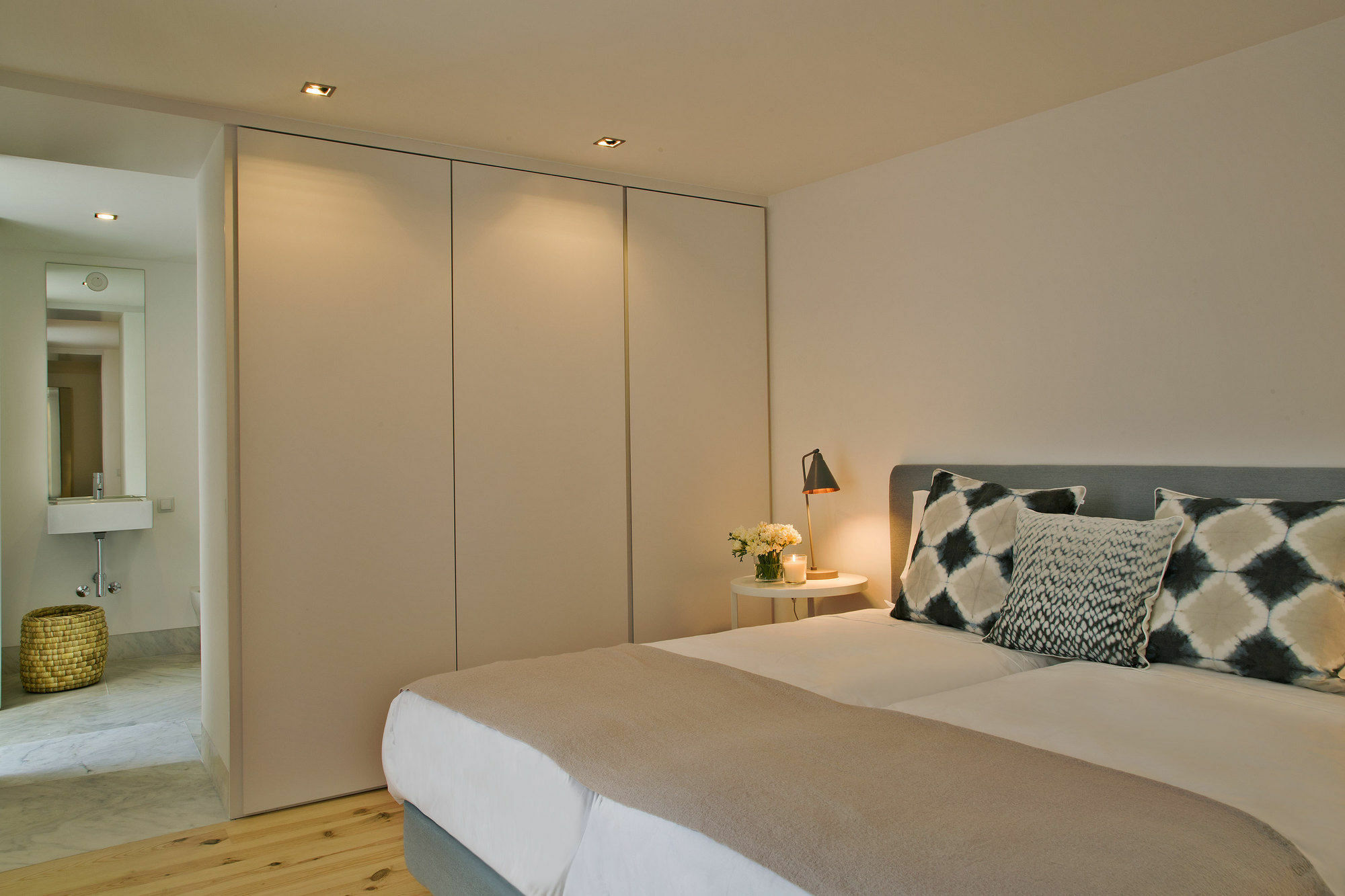 Lisbon Five Stars Apartments Combro 77 ภายนอก รูปภาพ